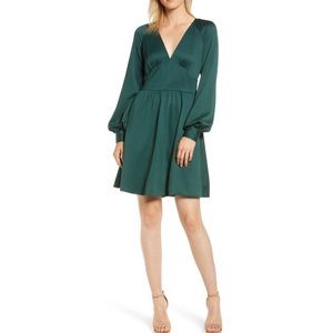Michael Kors Raglan Sleeve V-Neck Dress NWT